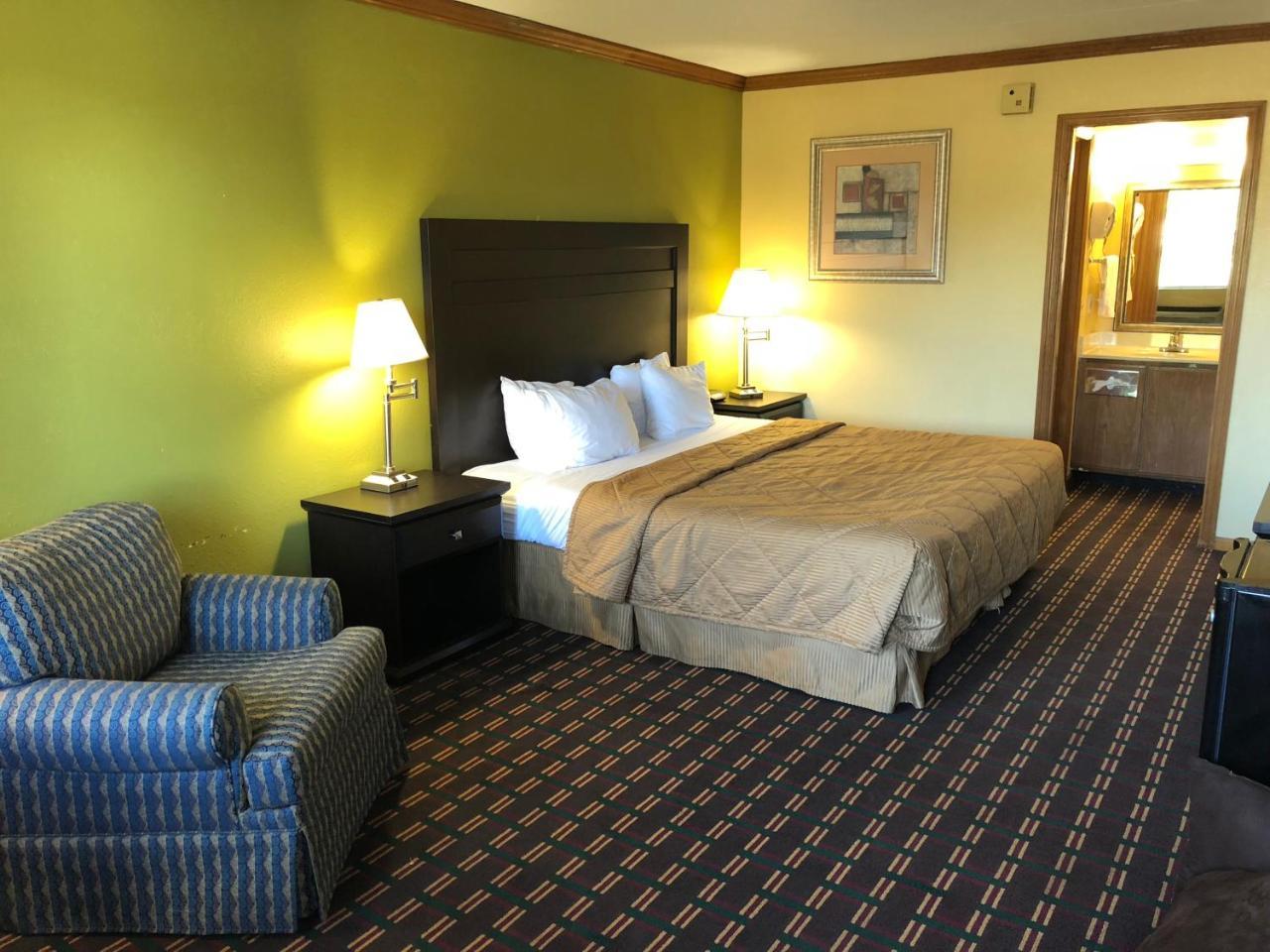 Americas Best Value Inn Maumee/Toledo Exteriör bild
