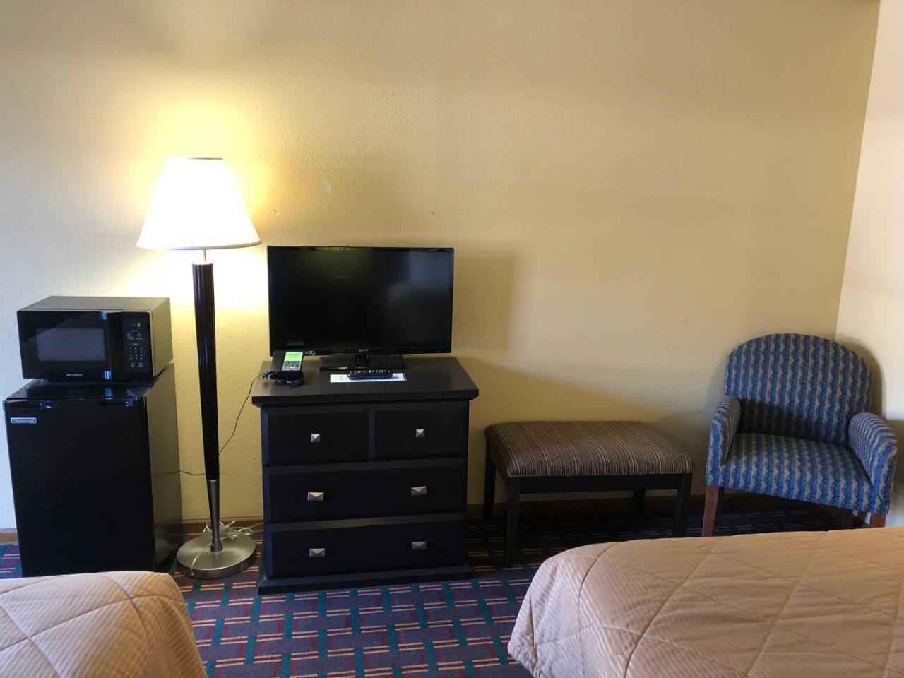 Americas Best Value Inn Maumee/Toledo Exteriör bild